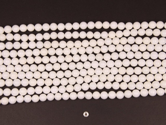 White Shell beads 8mm smooth(1)