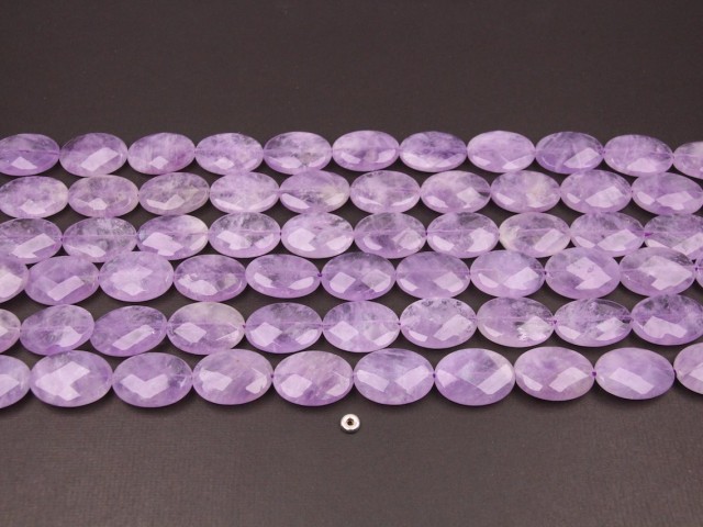 Lavender Amethyst oval 18x25mm faceted(1)